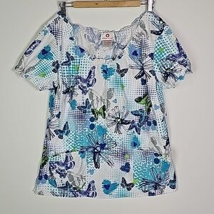 White Cross large butterfly short sleeve scrub shirt